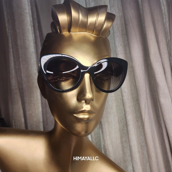NEW! FERREGAMO CAT EYE SUNGLASSES - Picture 1 of 10